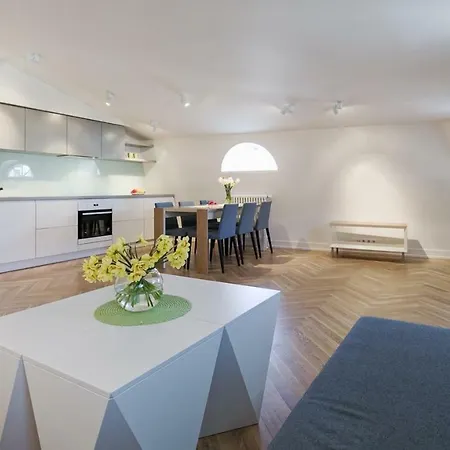 Great In A Heart Of * Tallin