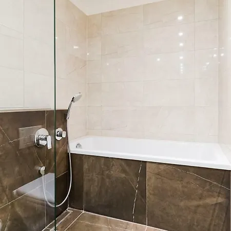 Great In A Heart Of Таллин